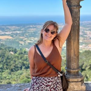 Meet your Posher, Hannah